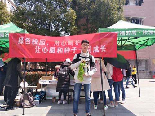 m1552500210159203.png 获奖同学合影留念.png