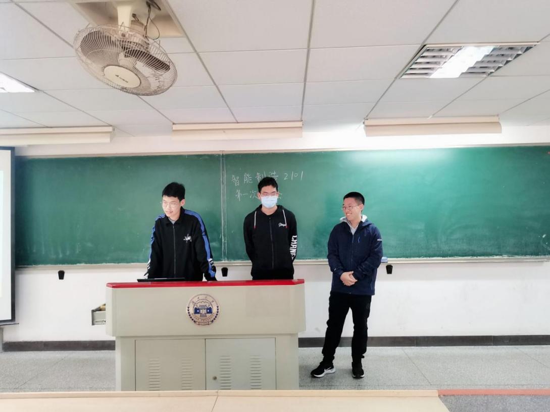 7CCAB4A3815D862789E4D30D3CECB72F 7CCAB4A3815D862789E4D30D3CECB72F